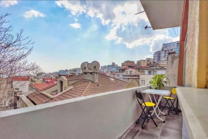 Cihangir House Istanbul Exterior photo